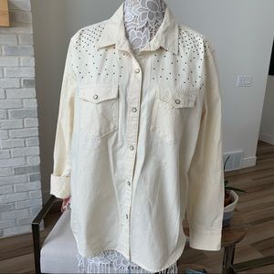 Top button down collared western
